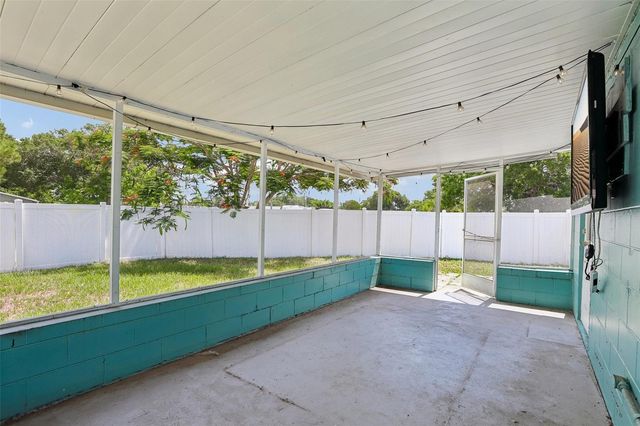 8090 68TH STREET N, Pinellas Park, FL 33781