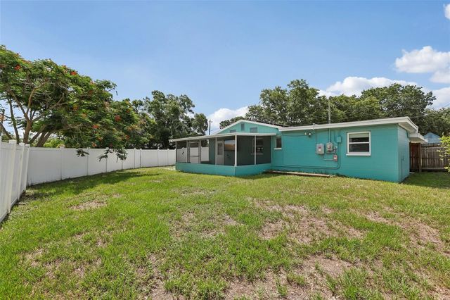 8090 68TH STREET N, Pinellas Park, FL 33781