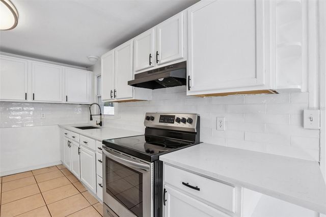 8090 68TH STREET N, Pinellas Park, FL 33781