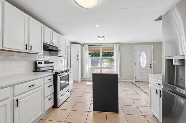 8090 68TH STREET N, Pinellas Park, FL 33781