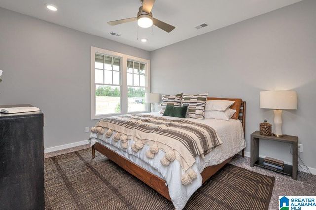 4492 EVERLEE PARKWAY, Hoover, AL 35244