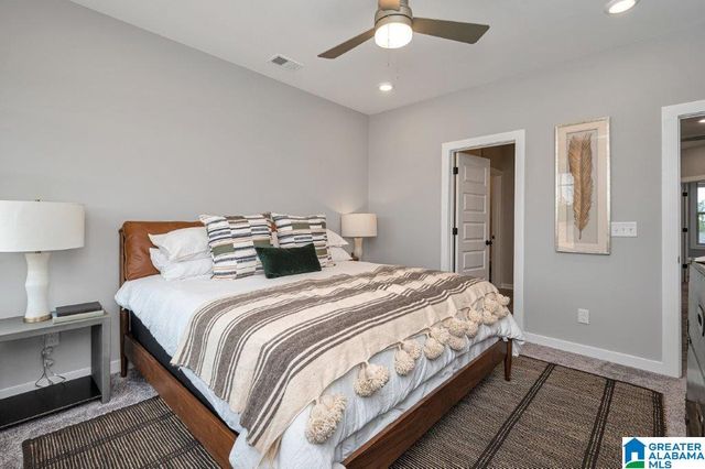 4492 EVERLEE PARKWAY, Hoover, AL 35244