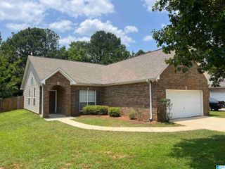 134 GARDENSIDE DRIVE, Alabaster, AL 35007