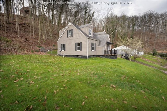 1054 Montrose Drive, South Charleston, WV 25303