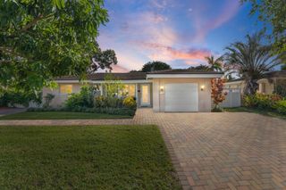 716 NE 20th Dr, Wilton Manors, FL 33305