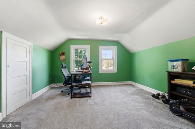 8228 MANOR RD, Elkins Park, PA 19027