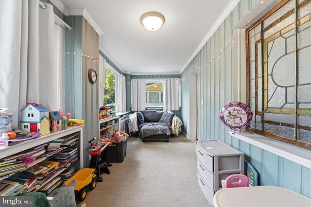 8228 MANOR RD, Elkins Park, PA 19027