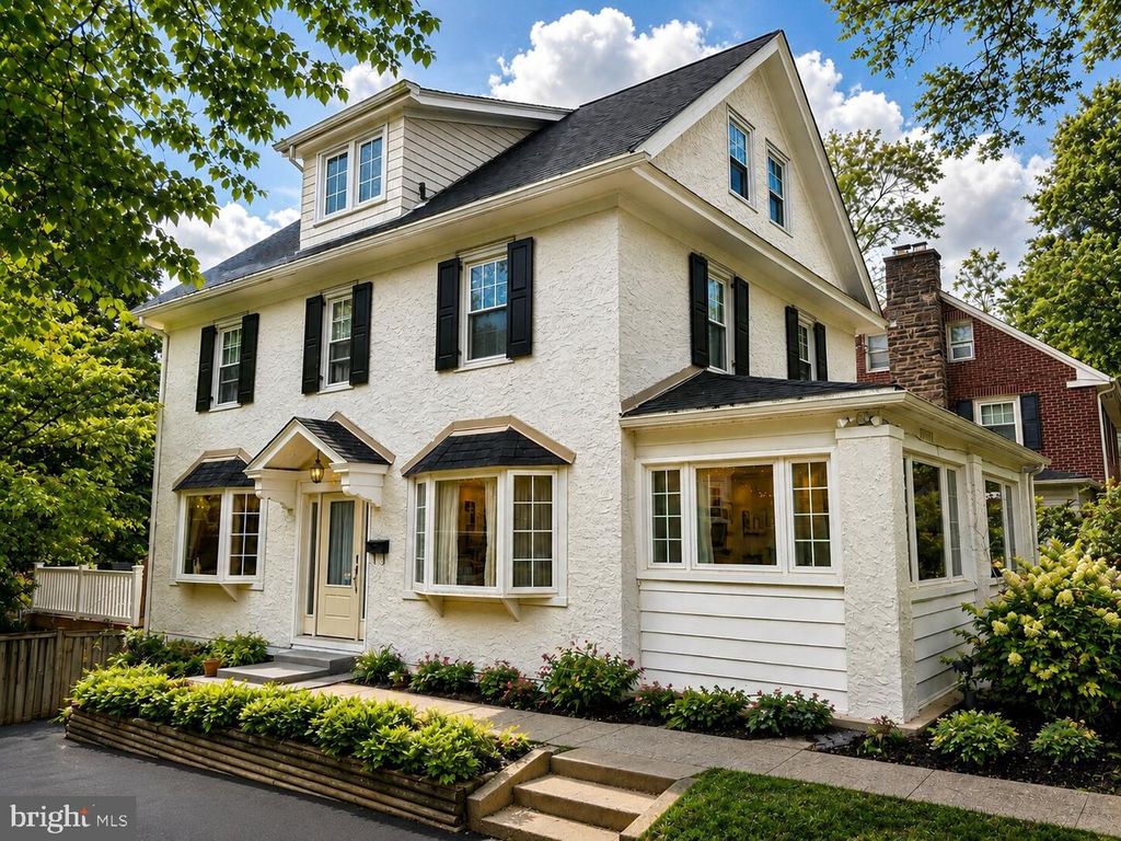 8228 MANOR RD, Elkins Park, PA 19027