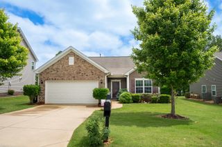 175 Castleton Circle, Boiling Springs, SC 29316