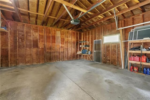 2616 Stony Point Road, Grand Island, NY 14072