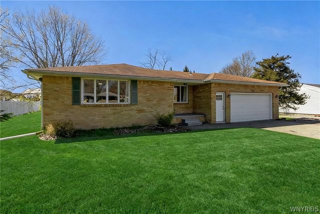 2616 Stony Point Road, Grand Island, NY 14072