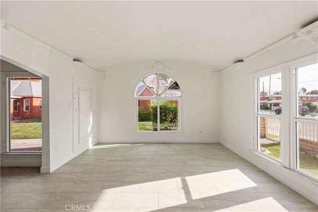 272 W 9th Street, San Bernardino, CA 92401