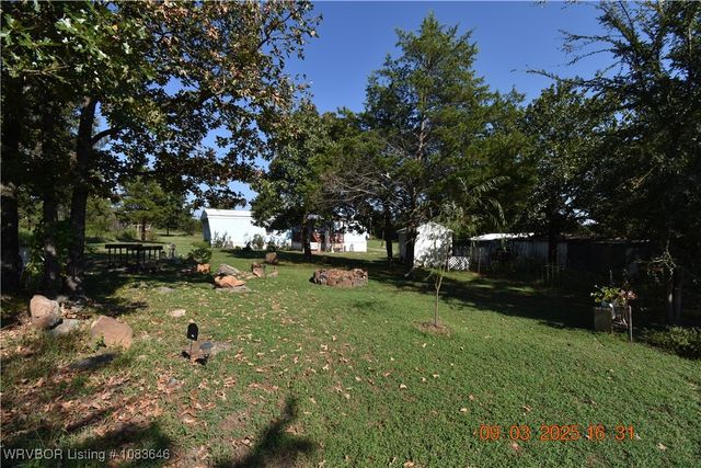 463182 E 995 Road, Sallisaw, OK 74955