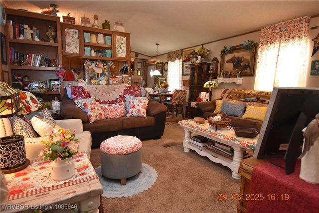 463182 E 995 Road, Sallisaw, OK 74955