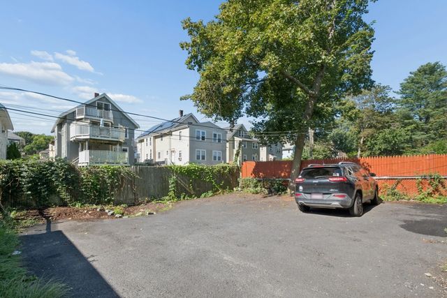 10-12 Colgate Rd 2, Boston, MA 02131