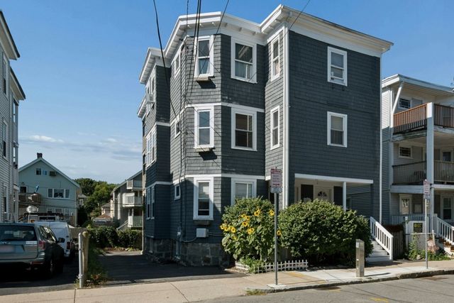 10-12 Colgate Rd 2, Boston, MA 02131