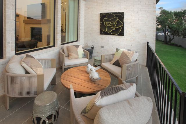 1800 Morning Mist DR, Georgetown, TX 78628