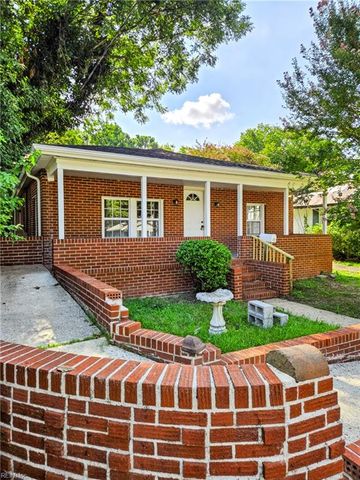 118 Walnut St ST, Suffolk, VA 23434