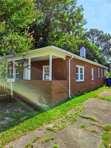 118 Walnut St ST, Suffolk, VA 23434