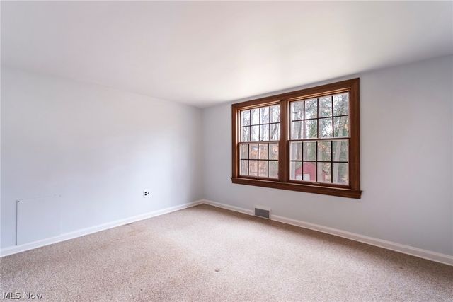 5025 Lockwood Boulevard, Youngstown, OH 44511