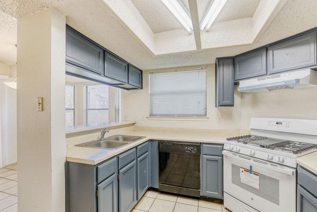 7802B Topawa CV B, Austin, TX 78729