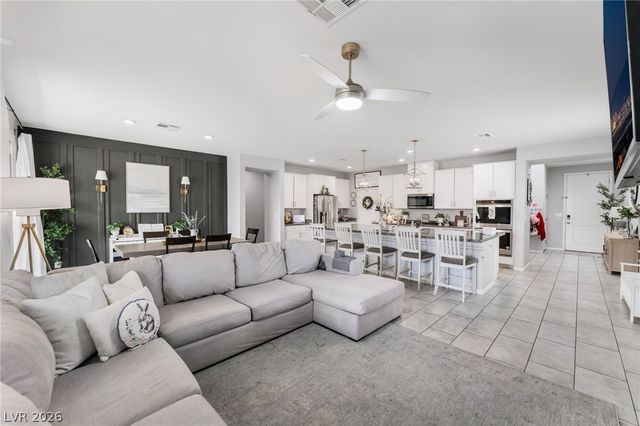 7438 Ardenno Street, North Las Vegas, NV 89084