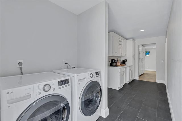 4417 TROUT DRIVE SE, St Petersburg, FL 33705