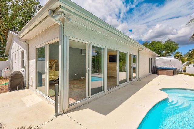 4417 TROUT DRIVE SE, St Petersburg, FL 33705