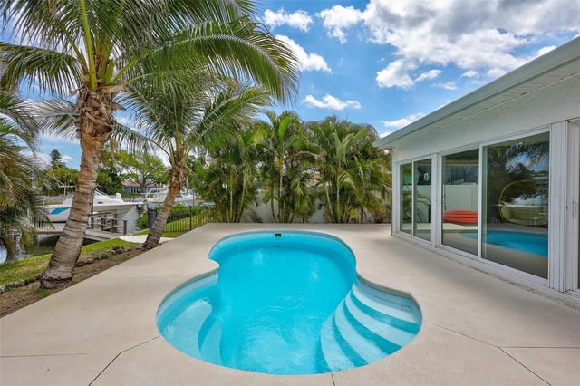 4417 TROUT DRIVE SE, St Petersburg, FL 33705