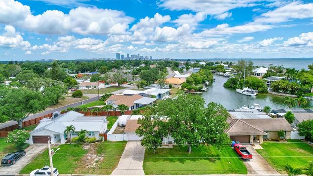 4417 TROUT DRIVE SE, St Petersburg, FL 33705