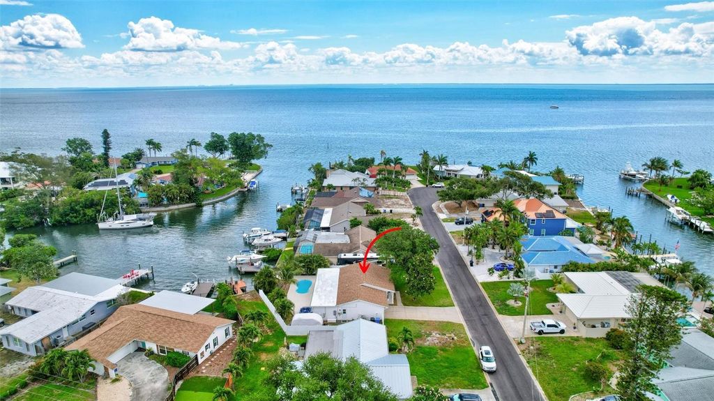4417 TROUT DRIVE SE, St Petersburg, FL 33705