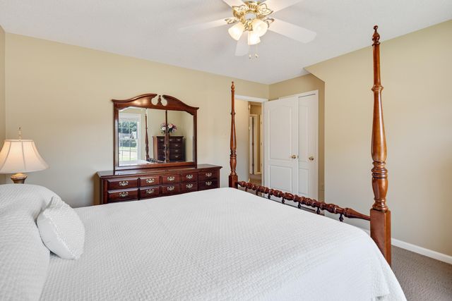 724 PEBWORTH LN, Collierville, TN 38017