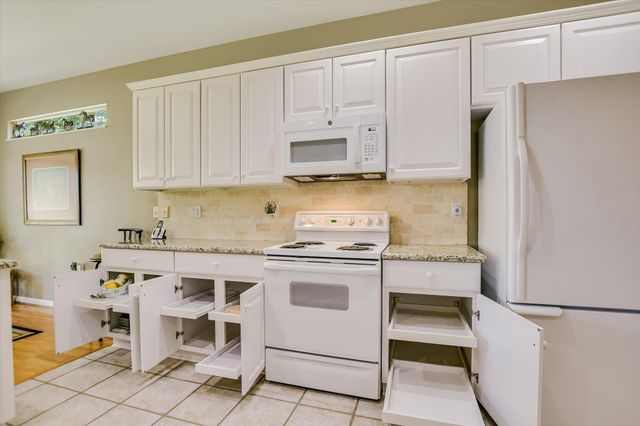 107 Columbine CT, Georgetown, TX 78633