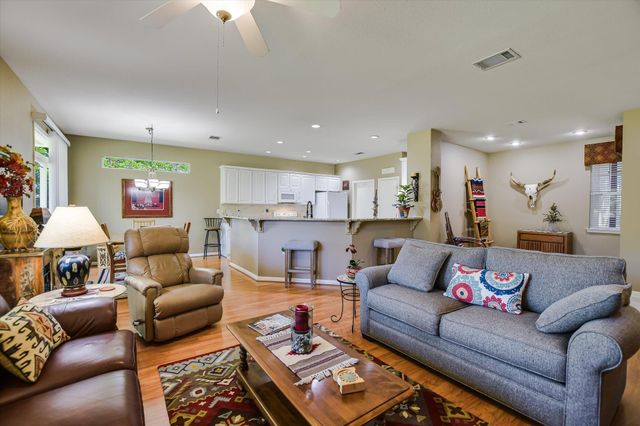 107 Columbine CT, Georgetown, TX 78633