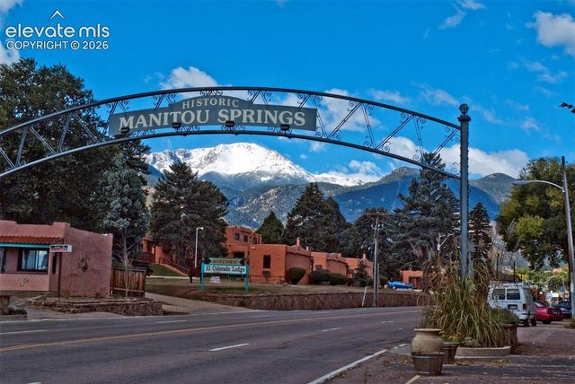 125 Ruxton Avenue R, Manitou Springs, CO 80829
