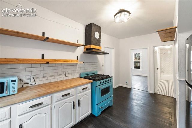 125 Ruxton Avenue R, Manitou Springs, CO 80829