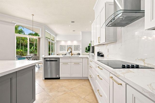 845 Bayside Lane, Weston, FL 33326