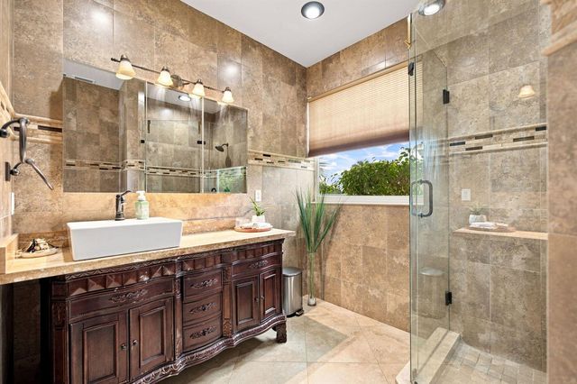 845 Bayside Lane, Weston, FL 33326