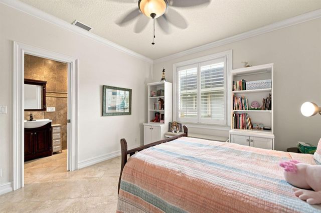 845 Bayside Lane, Weston, FL 33326