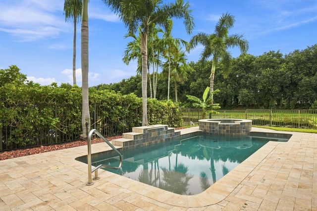 845 Bayside Lane, Weston, FL 33326