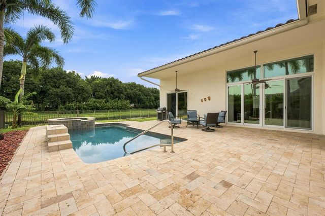 845 Bayside Lane, Weston, FL 33326