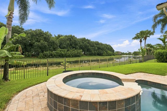 845 Bayside Lane, Weston, FL 33326