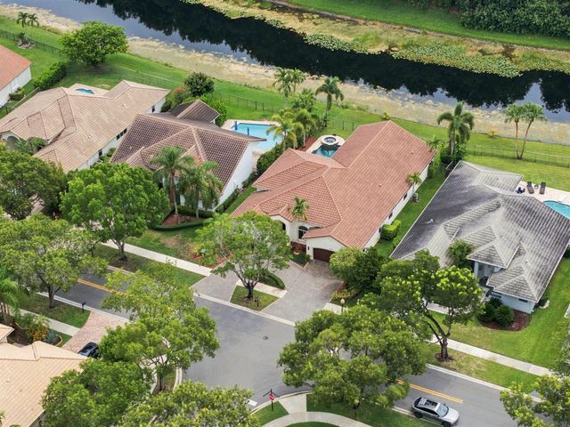 845 Bayside Lane, Weston, FL 33326