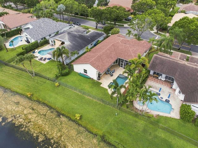 845 Bayside Lane, Weston, FL 33326