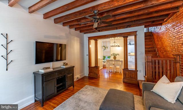 2927 CAMBRIDGE ST, Philadelphia, PA 19130