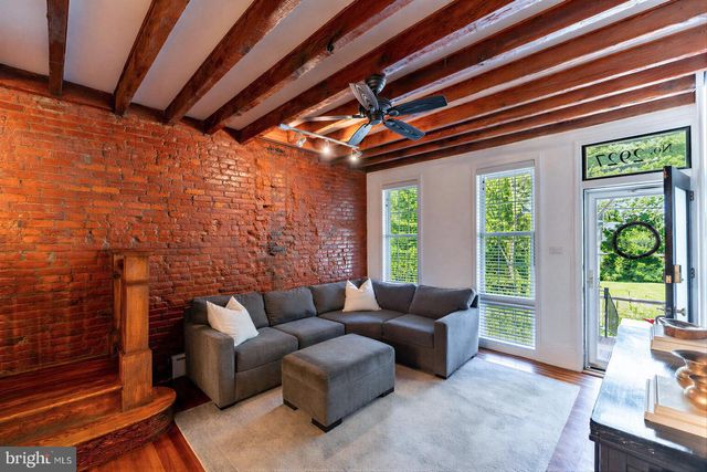 2927 CAMBRIDGE ST, Philadelphia, PA 19130