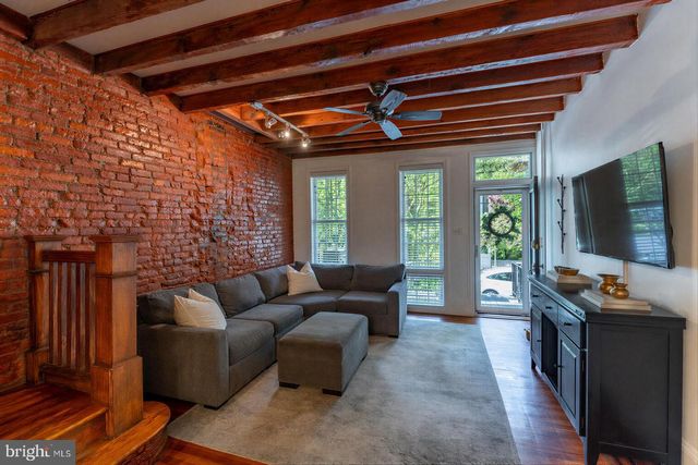 2927 CAMBRIDGE ST, Philadelphia, PA 19130