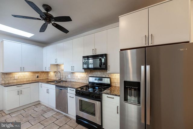 2927 CAMBRIDGE ST, Philadelphia, PA 19130