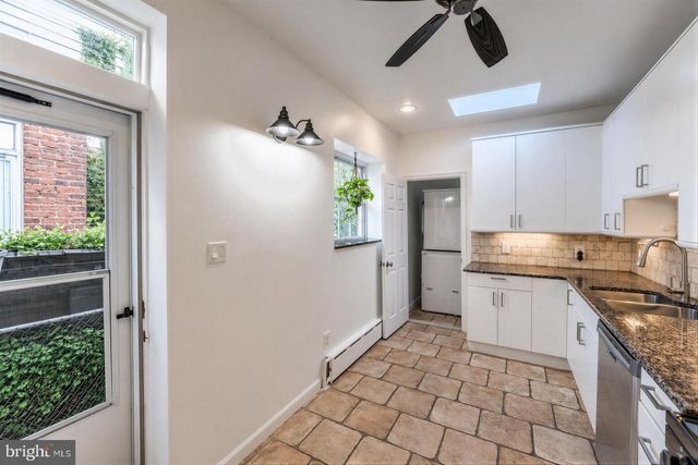 2927 CAMBRIDGE ST, Philadelphia, PA 19130