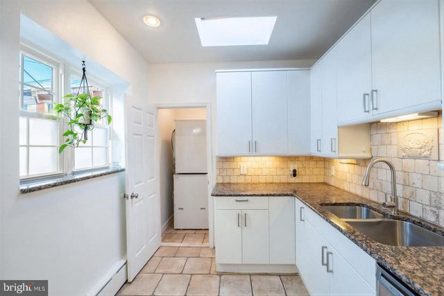 2927 CAMBRIDGE ST, Philadelphia, PA 19130